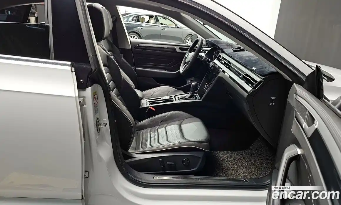 Volkswagen Arteon 2022 2.0 гидро в Москве № 168690, фото 11