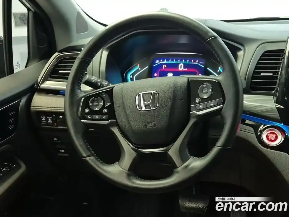 Honda Odyssey 2022 3.5 гидро в Москве № 170700, фото 13