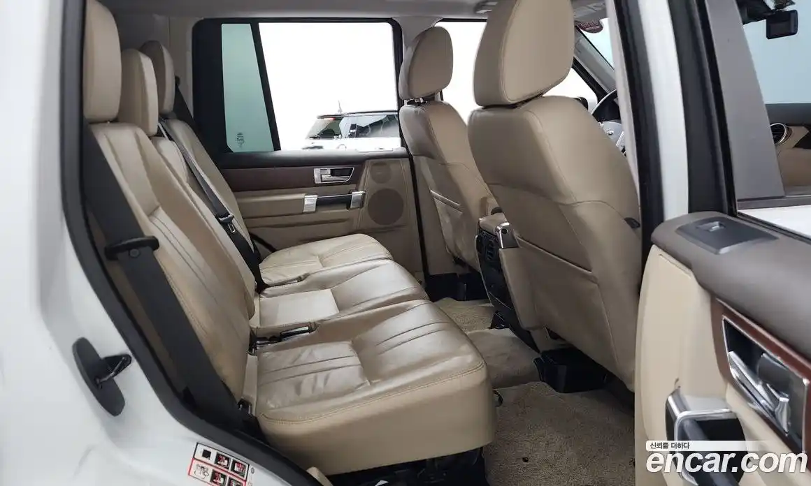 Land Rover Discovery 2016 3.0 гидро в Москве № 213534, фото 12