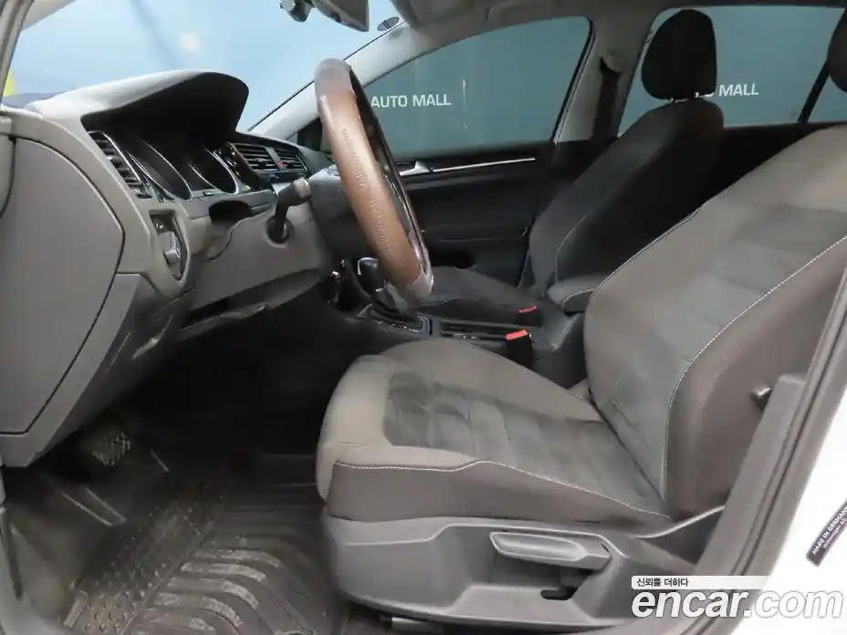 Volkswagen Golf 2014 1.4 гидро в Москве № 215160, фото 17