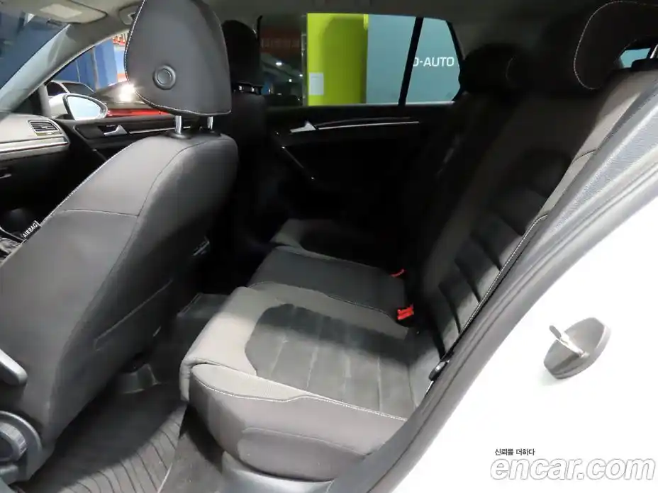 Volkswagen Golf 2014 1.4 гидро в Москве № 215160, фото 18