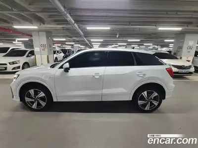 Audi Q2 2023 2.0 гидро в Москве № 220392, миниатюра 4