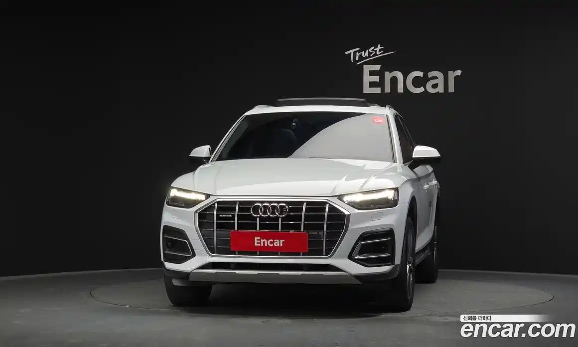 Audi Q5 2021 2.0 гидро в Москве № 230036, фото 3