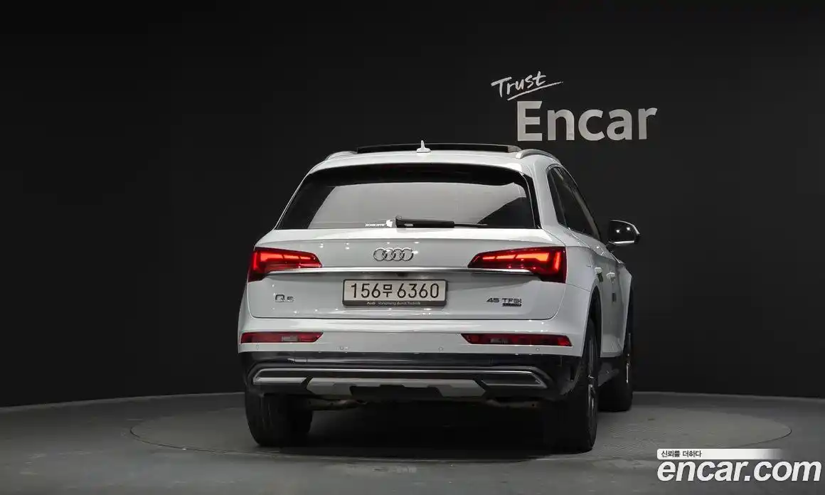 Audi Q5 2021 2.0 гидро в Москве № 230036, фото 4