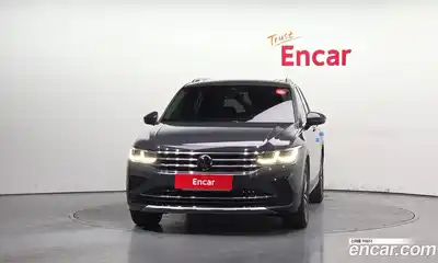 Volkswagen Tiguan 2022 2.0 гидро в Москве № 232129, миниатюра 3