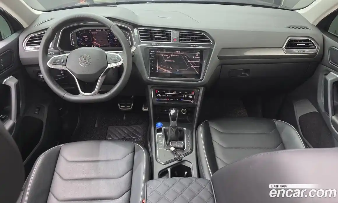 Volkswagen Tiguan 2022 2.0 гидро в Москве № 232129, фото 7