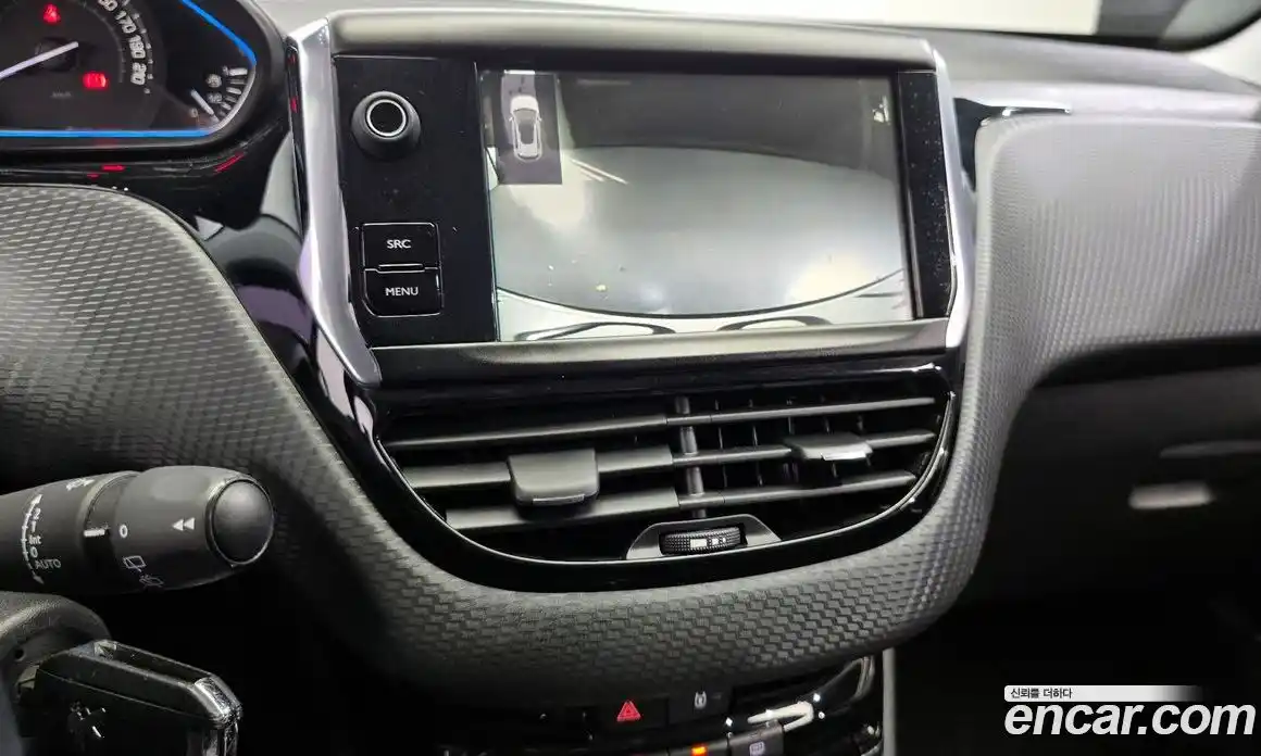 Peugeot 2008 2015 1.6 гидро в Москве № 257509, фото 16