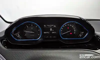 Peugeot 2008 2015 1.6 гидро в Москве № 257509, миниатюра 8