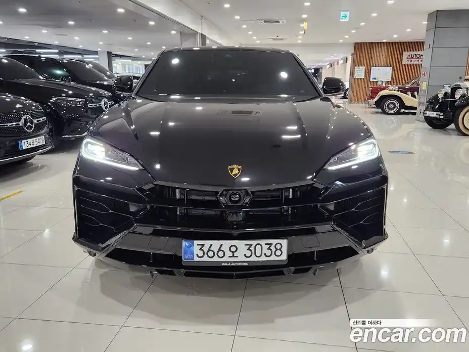 Lamborghini Urus 2025 4.0 гидро в Москве № 320709, фото 3
