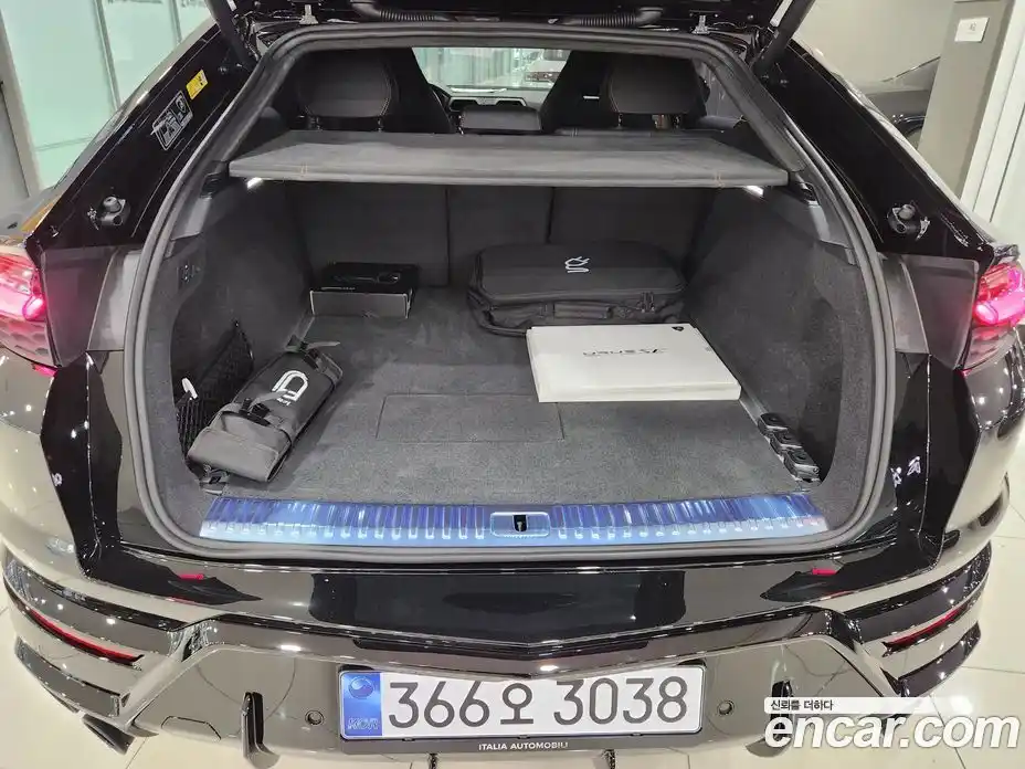 Lamborghini Urus 2025 4.0 гидро в Москве № 320709, фото 8