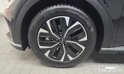 Kia EV6 2023 0.1 гидро в Москве № 50648, миниатюра 5