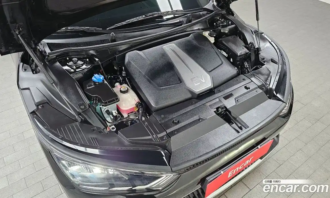Kia EV6 2023 0.1 гидро в Москве № 50648, фото 6