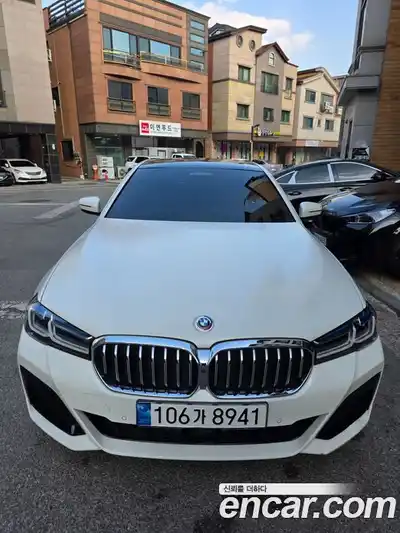 BMW 5-Series, 2022