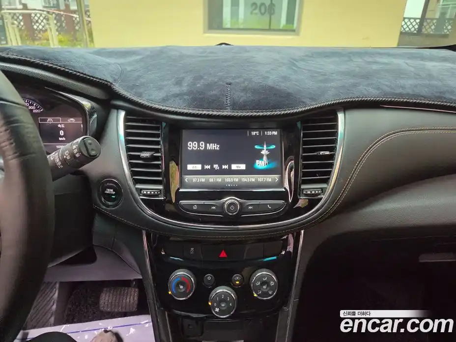 Chevrolet Trax 2017 1.6 гидро в Москве № 1320527, фото 13