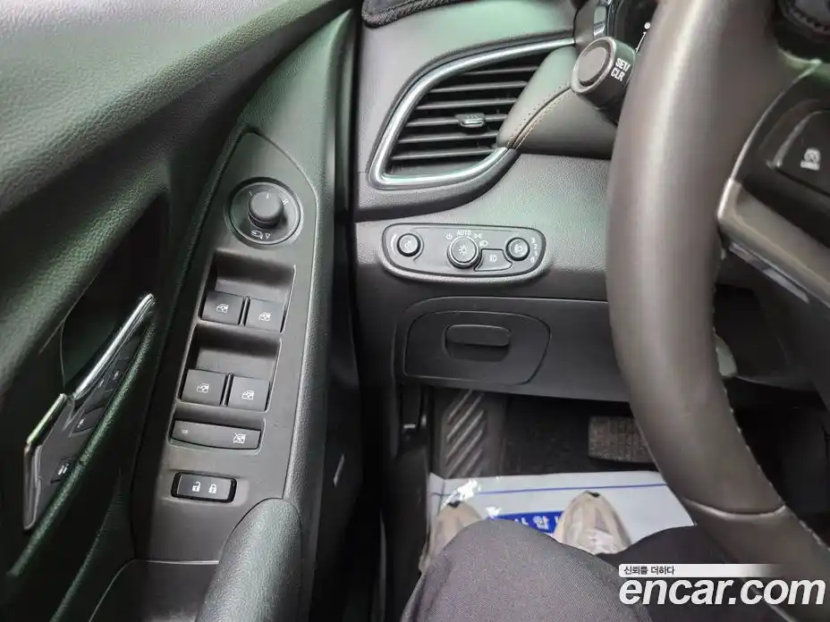 Chevrolet Trax 2017 1.6 гидро в Москве № 1320527, фото 15