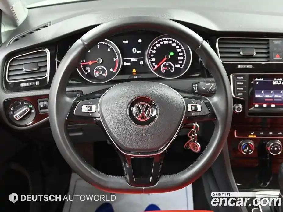 Volkswagen Golf 2013 1.6 гидро в Москве № 1405669, фото 13