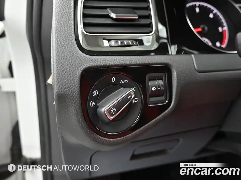 Volkswagen Golf 2013 1.6 гидро в Москве № 1405669, фото 15