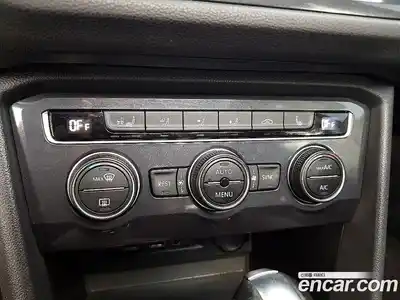 Volkswagen Tiguan 2020 2.0 гидро в Москве № 1405688, миниатюра 11