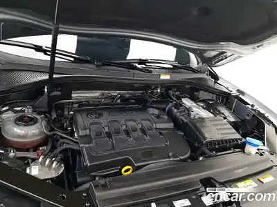 Volkswagen Tiguan 2020 2.0 гидро в Москве № 1405688, миниатюра 6