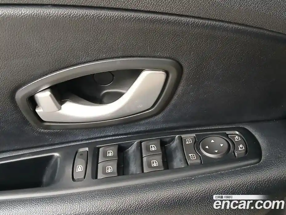 Renault SM3 2012 1.6 гидро в Москве № 145282, фото 8