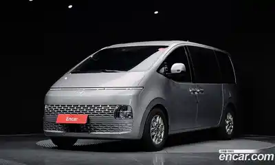 Hyundai Staria, 2025