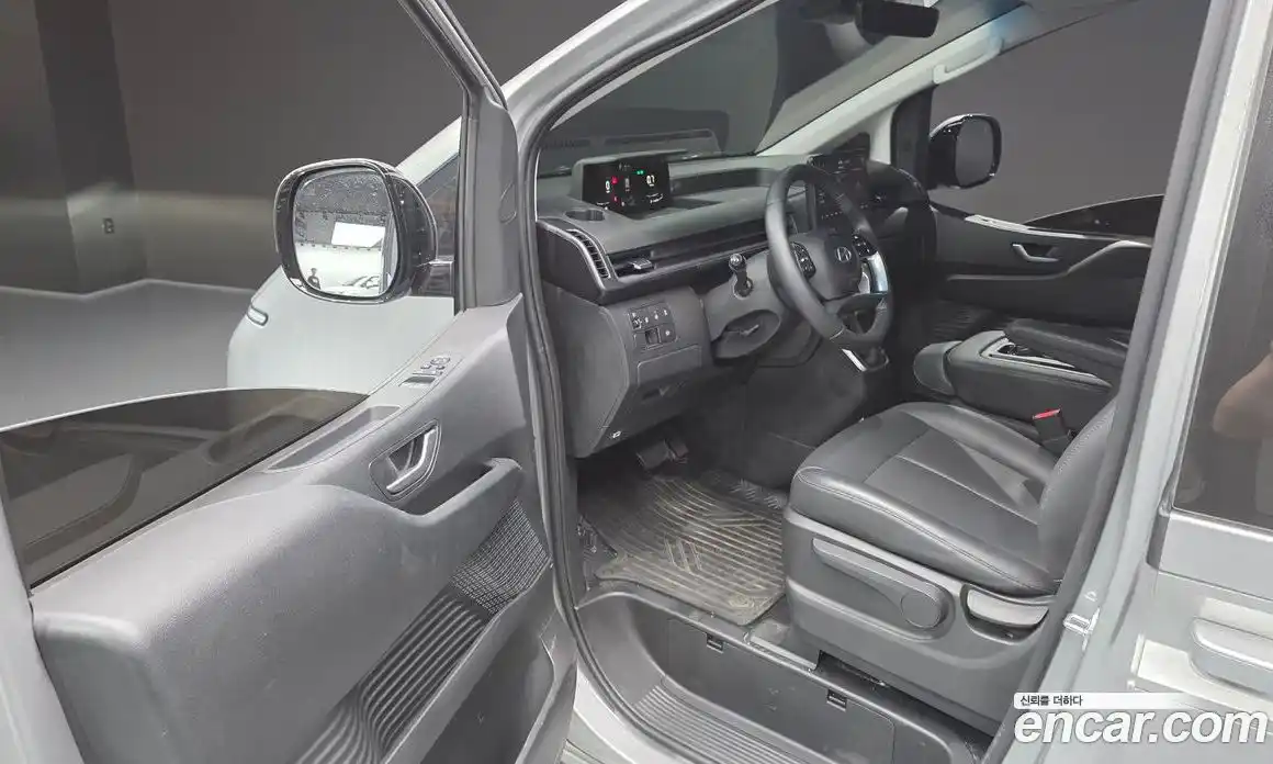 Hyundai Staria 2025 2.2 гидро в Москве № 1536939, фото 10