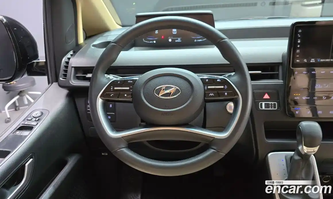 Hyundai Staria 2023 2.2 гидро в Москве № 1537246, фото 13