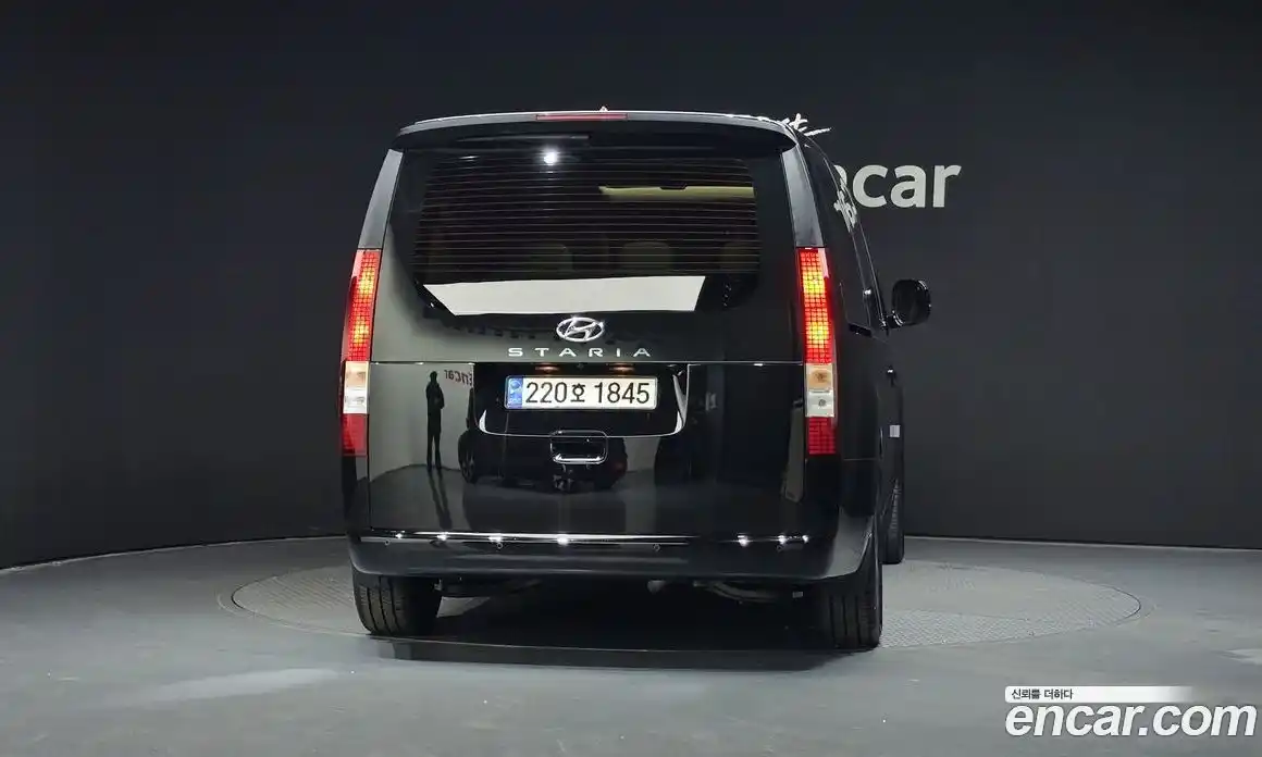 Hyundai Staria 2023 2.2 гидро в Москве № 1537246, фото 4