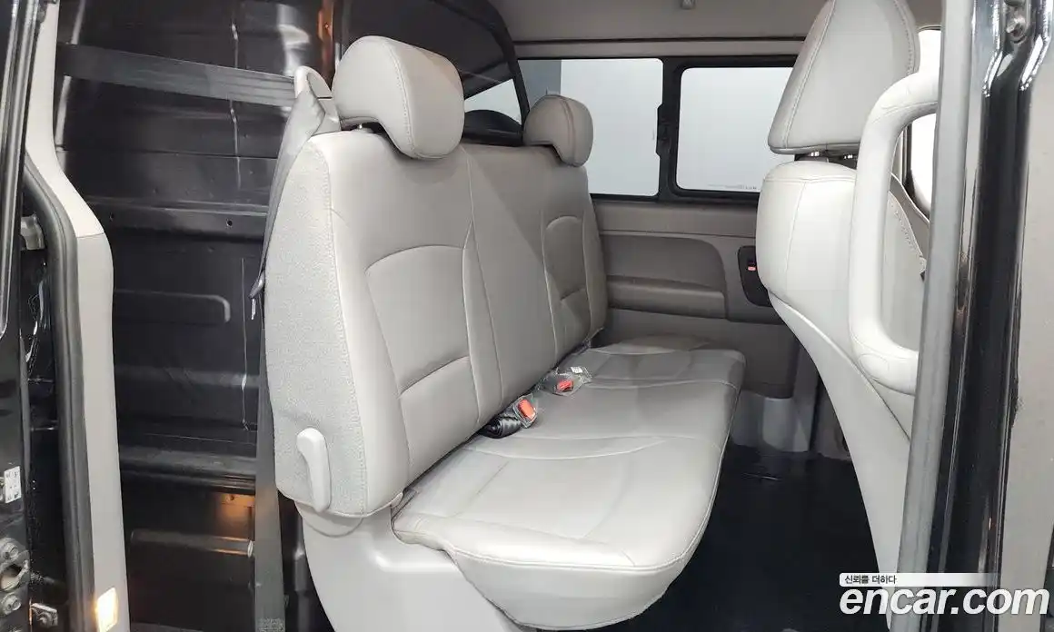 Hyundai Starex 2019 2.5 гидро в Москве № 1537267, фото 11