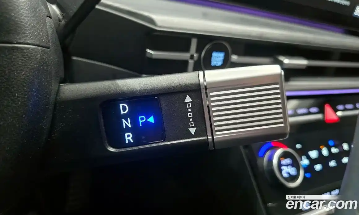 Hyundai Santa Fe 2024 1.6 гидро в Москве № 1537363, фото 9