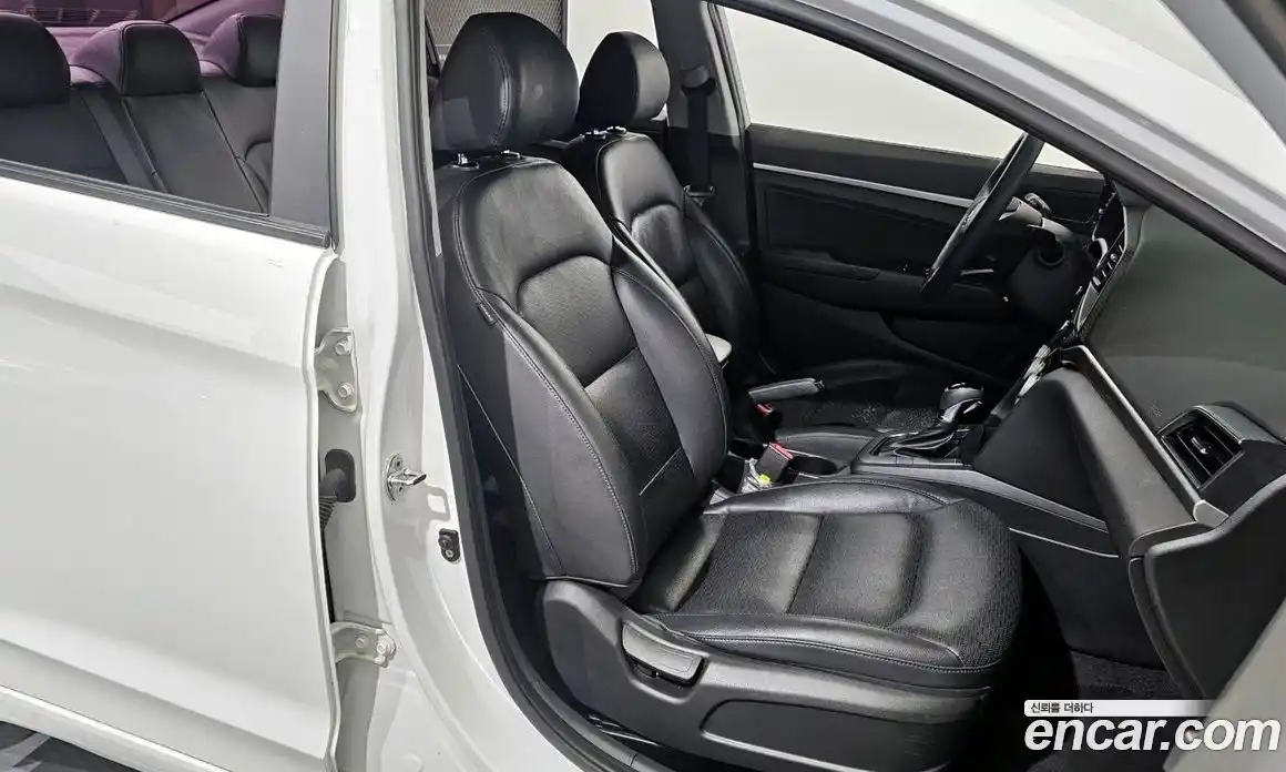 Hyundai Avante 2019 1.6 гидро в Москве № 1537543, фото 12