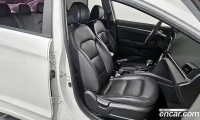 Hyundai Avante 2019 1.6 гидро в Москве № 1537543, миниатюра 12