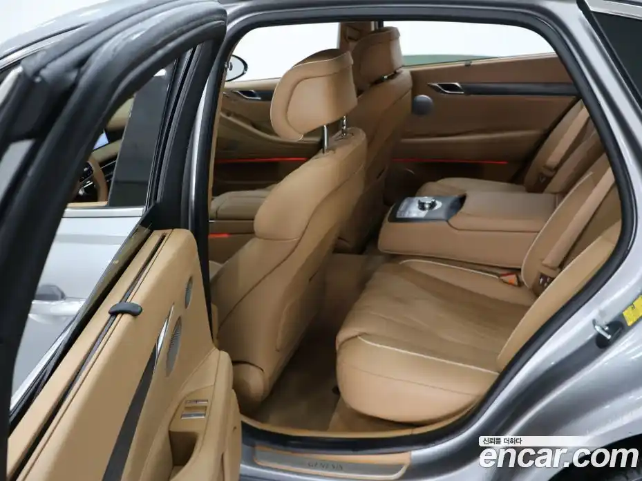 Genesis G80 2024 2.5 гидро в Москве № 1538905, фото 10