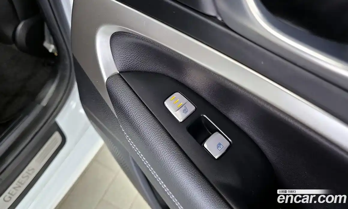 Genesis G70 2024 2.5 гидро в Москве № 1538952, фото 18