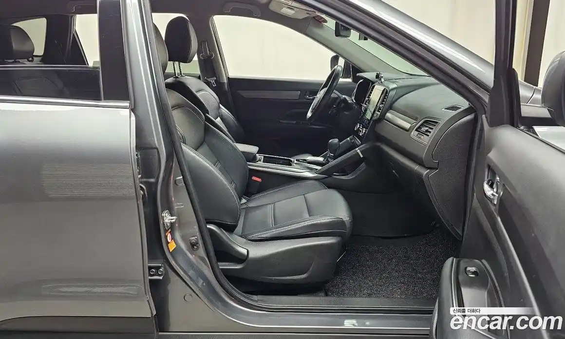 Renault QM6 2017 2.0 гидро в Москве № 1543330, фото 11