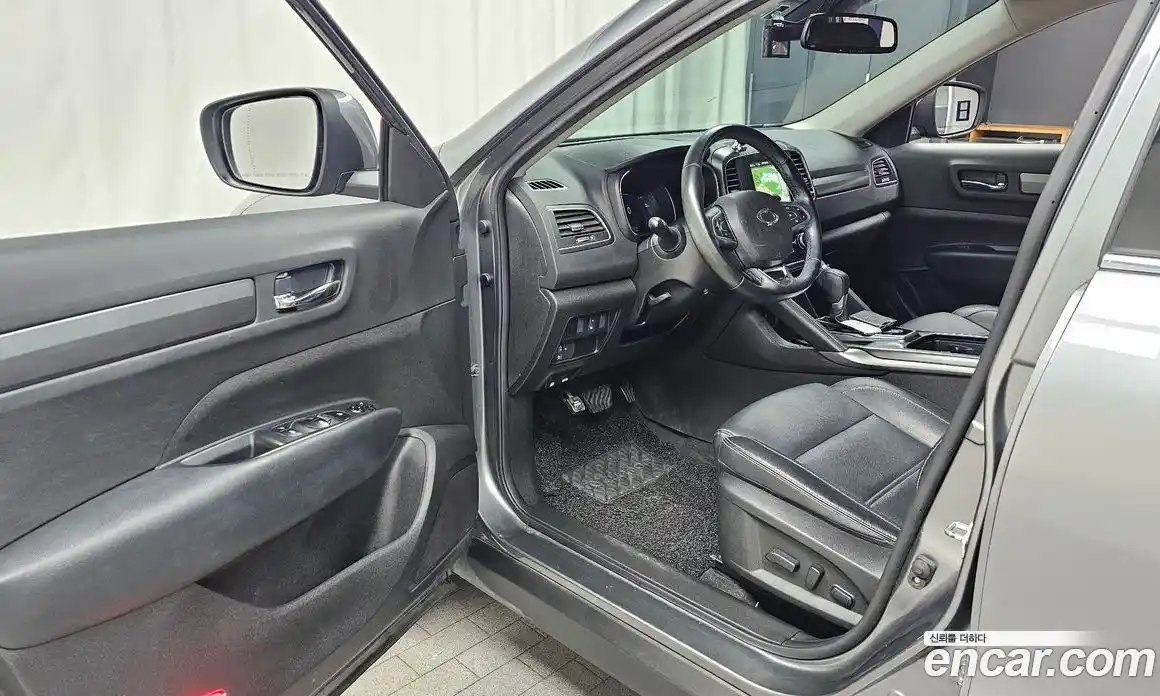 Renault QM6 2017 2.0 гидро в Москве № 1543330, фото 10