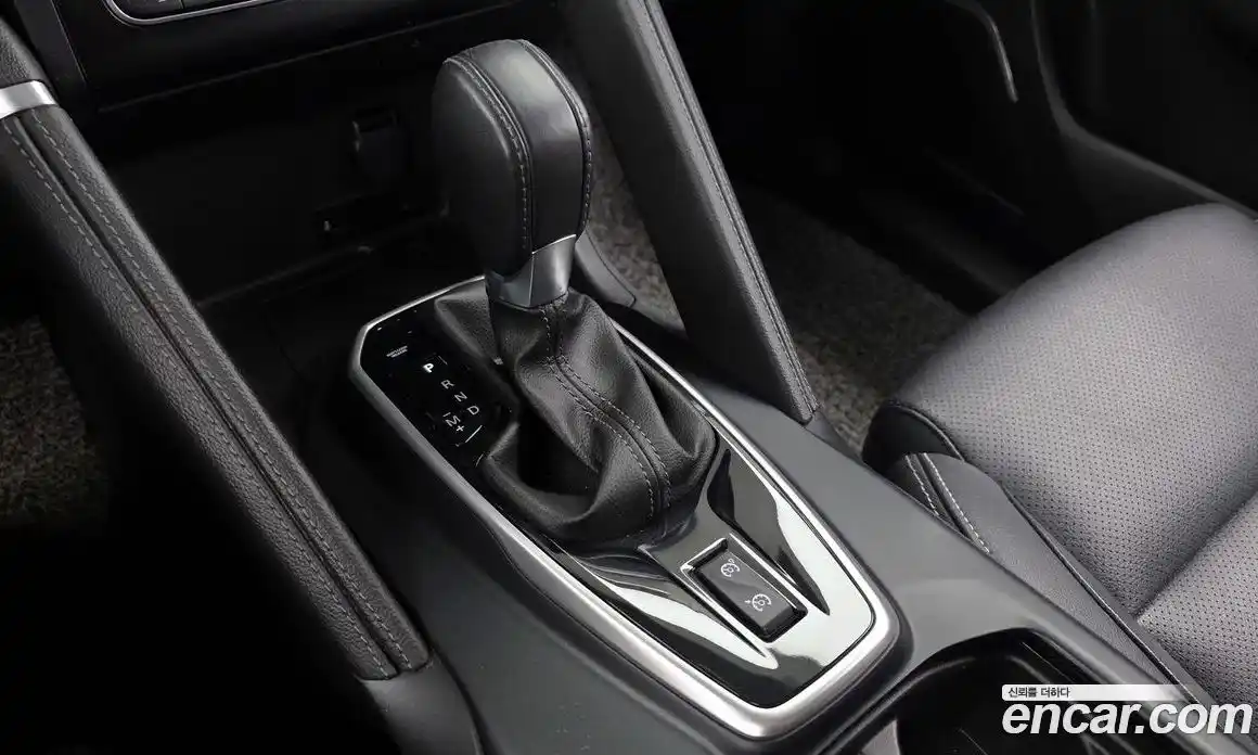 Renault QM6 2023 2.0 гидро в Москве № 1543398, фото 9