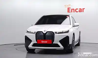 BMW iX 2024 0.3 гидро в Москве № 1544317, миниатюра 3