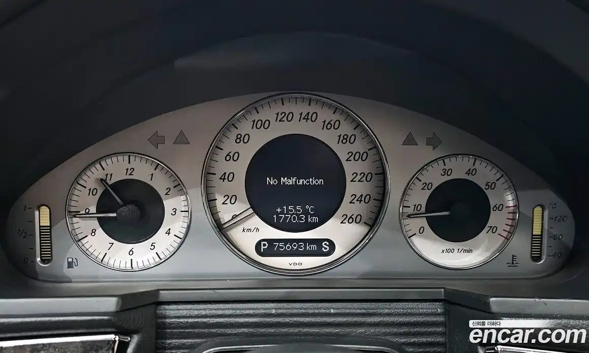 Mercedes-Benz E-Class 2003 3.2 гидро в Москве № 1545552, фото 8