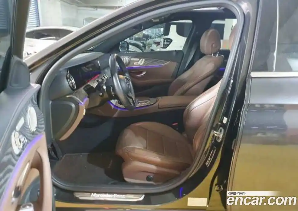 Mercedes-Benz E-Class 2023 2.0 гидро в Москве № 1545585, фото 4