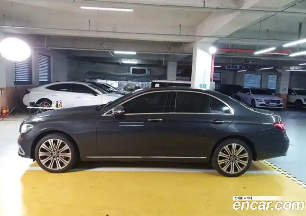 Mercedes-Benz E-Class 2023 2.0 гидро в Москве № 1545585, фото 5
