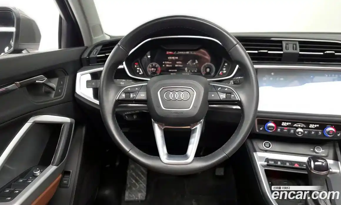 Audi Q3 2022 2.0 гидро в Москве № 1545906, фото 12