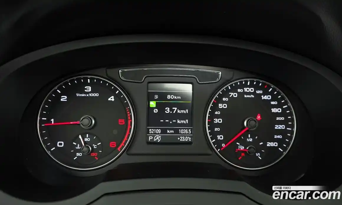 Audi Q3 2015 2.0 гидро в Москве № 1546037, фото 8