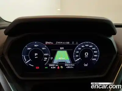 Audi Q4 e-tron 2023 0.2 гидро в Москве № 1546577, миниатюра 8