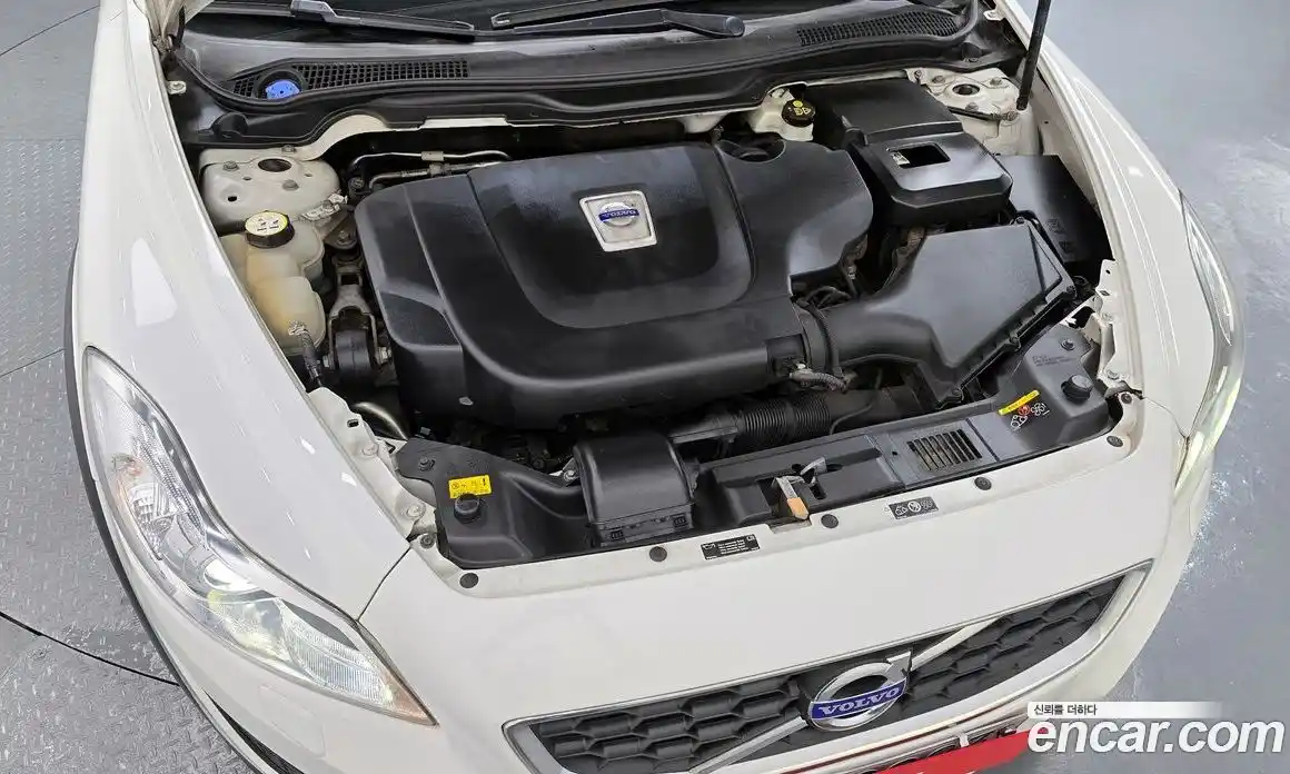 Volvo C30 2011 2.0 гидро в Москве № 1546912, фото 6