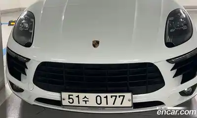 Porsche Macan, 2016