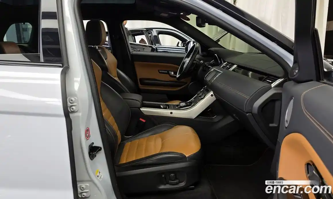 Land Rover Range-Rover Evoque 2016 2.0 гидро в Москве № 1547664, фото 12