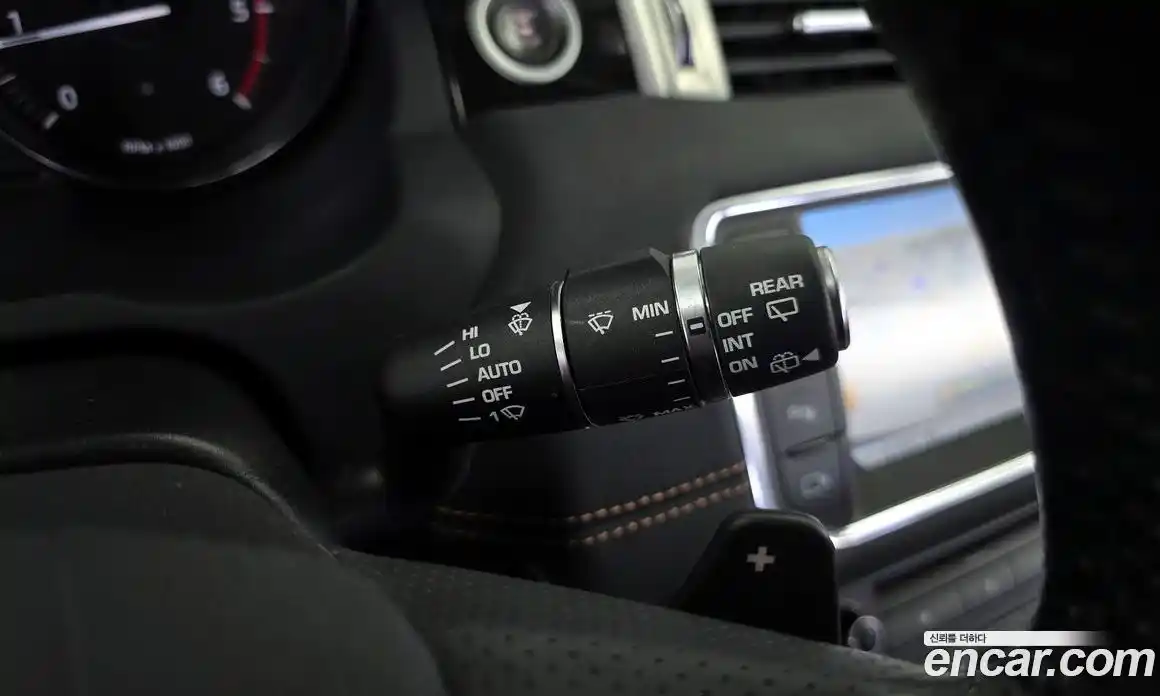 Land Rover Range-Rover Evoque 2016 2.0 гидро в Москве № 1547664, фото 16