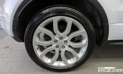 Land Rover Range-Rover Evoque 2016 2.0 гидро в Москве № 1547664, миниатюра 5