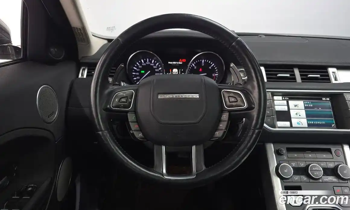 Land Rover Range-Rover Evoque 2015 2.2 гидро в Москве № 1547689, фото 13